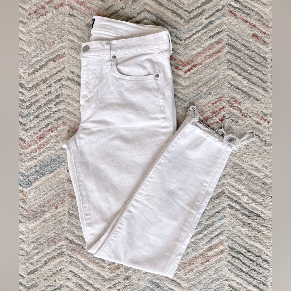 GAP Raw Hem Skinny Jeans- 4/27 Regular